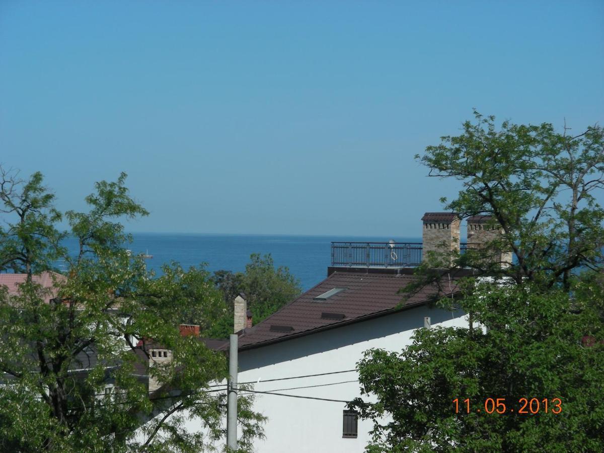 Гостиный Двор Odessa Esterno foto